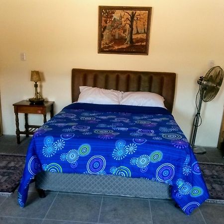 Social-Club La Cueva Hostel Minas Ngoại thất bức ảnh