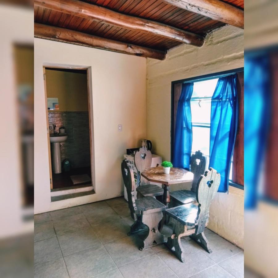 Social-Club La Cueva Hostel Minas Ngoại thất bức ảnh